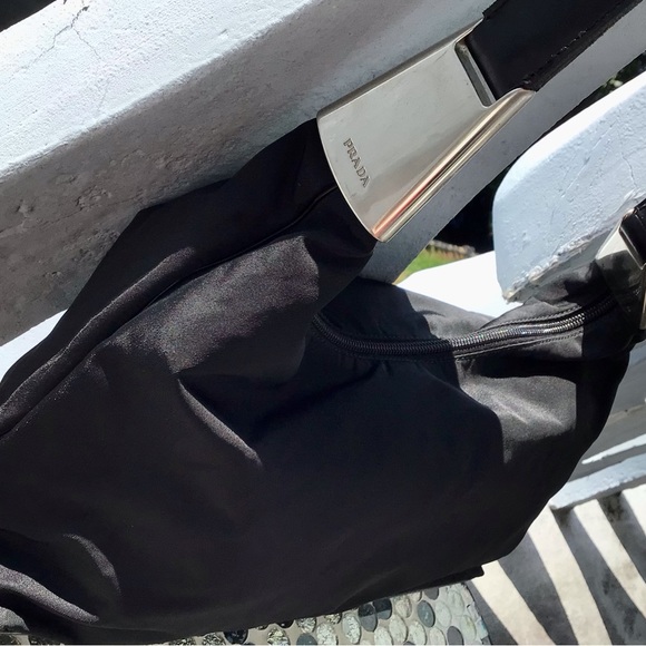 Authentic Prada Nylon and Patent Leather Zip Top Shoulder Milano Made in Italy - Picture 13 of 16